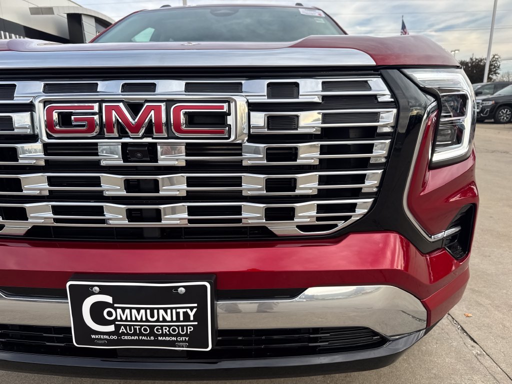 New 2027 GMC Terrain Denali w/ LPO, Floor Liner Package AWD/4WD image 4