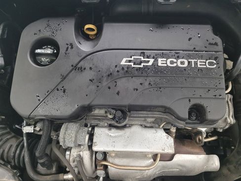 Used 2017 Chevrolet Cruze LT image 30