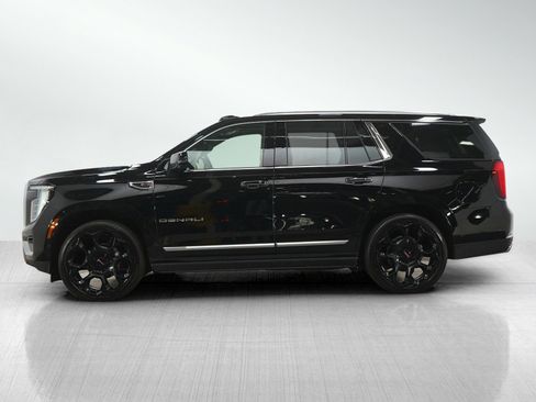 Used 2025 GMC Yukon Denali AWD/4WD image 2