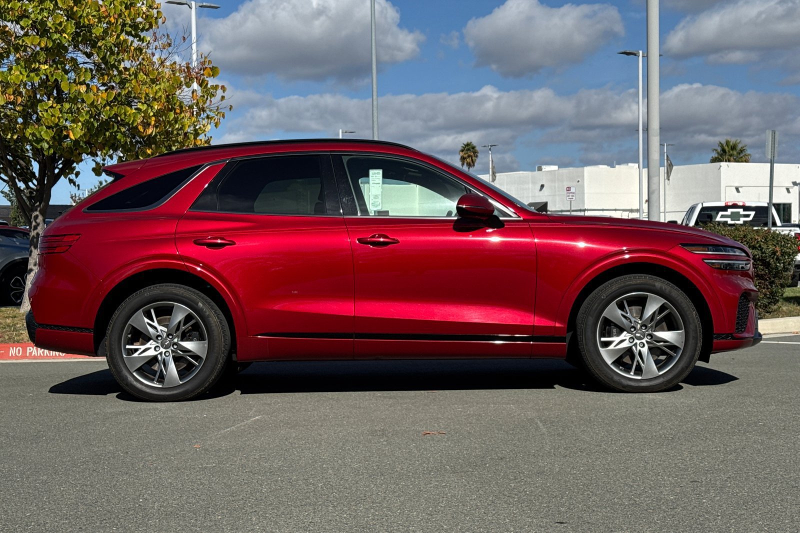 Used 2024 Genesis GV70 3.5T Sport AWD/4WD image 3