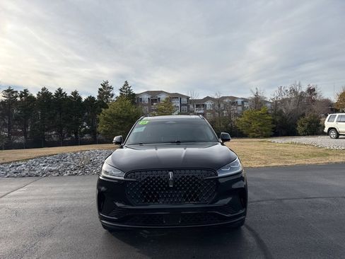 Used 2025 Lincoln Aviator Reserve w/ Equipment Group 201A image 8