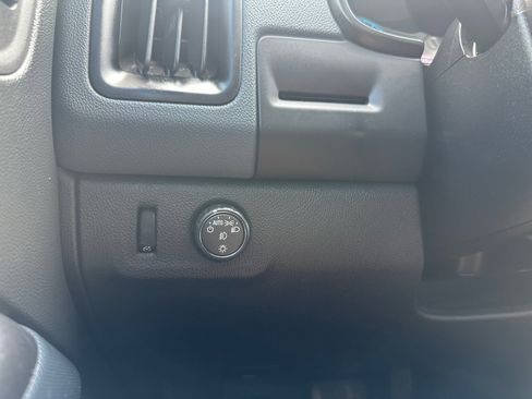 Used 2021 Chevrolet Colorado Z71 w/ Z71 Midnight Edition image 18