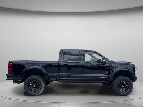 New 2026 Ford F250 Lariat w/ Black Appearance Package AWD/4WD image 2
