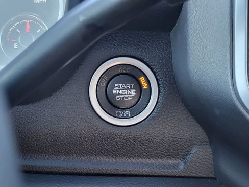 Used 2023 RAM 2500 Big Horn w/ Night Edition image 20