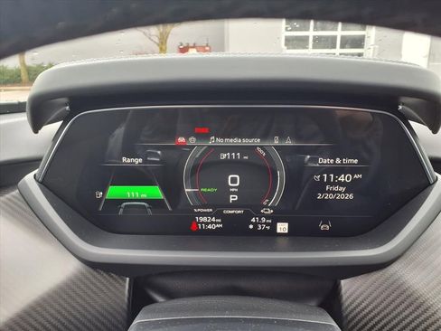 Used 2024 Audi RS e-tron GT image 16