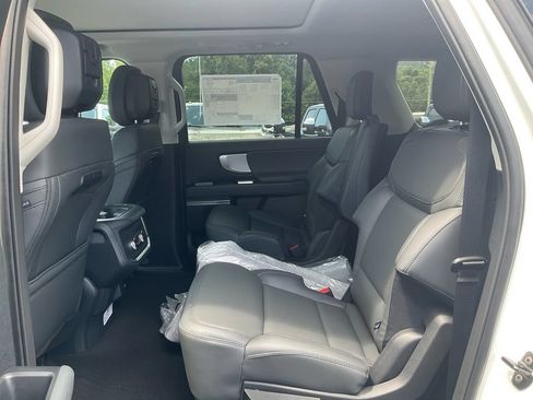 New 2027 Ford Expedition Max Active AWD/4WD image 14