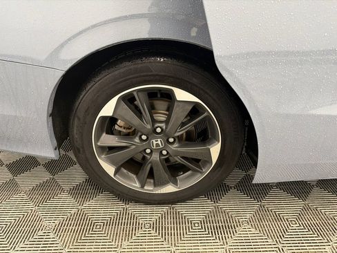 Used 2024 Honda Odyssey Elite image 18