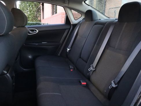 Used 2015 Nissan Sentra S image 22