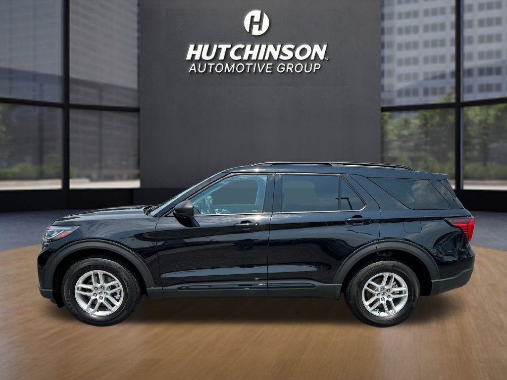 Used 2026 Ford Explorer Active AWD/4WD image 4