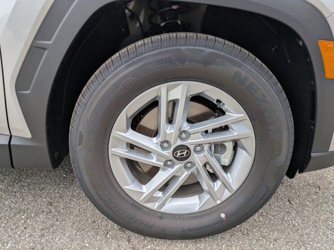 New 2026 Hyundai Tucson SE FWD image 12