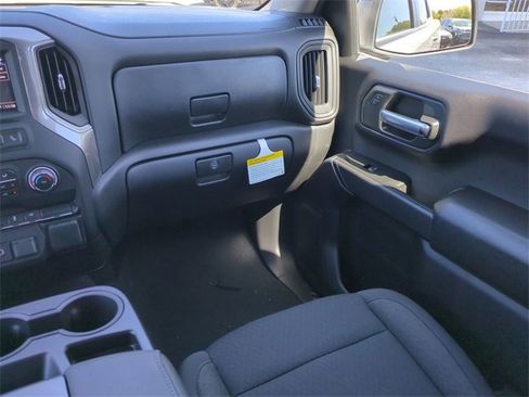 New 2026 Chevrolet Silverado 1500 LT image 17