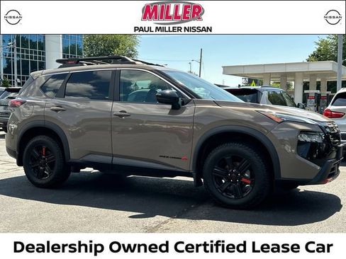 Certified 2025 Nissan Rogue SV w/ Rock Creek Premium Package AWD/4WD image 1