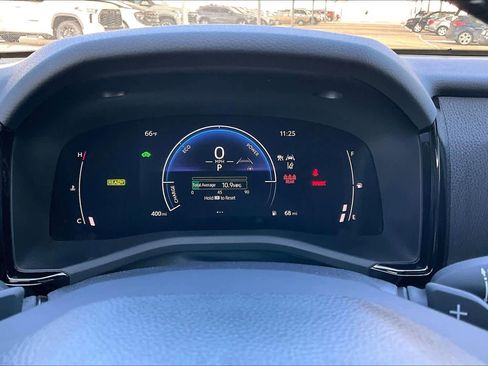 Used 2026 Toyota Camry SE image 22