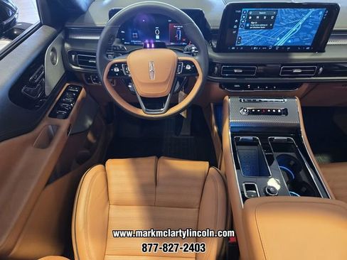 New 2026 Lincoln Aviator Black Label AWD/4WD image 9
