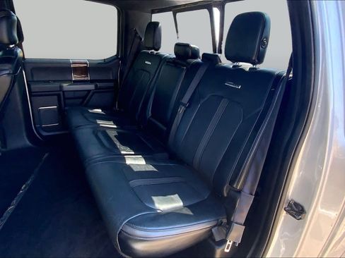 Used 2017 Ford F150 Platinum w/ Equipment Group 701A Luxury AWD/4WD image 19