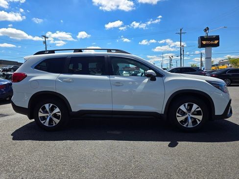 Used 2023 Subaru Ascent Premium w/ Convenience Package AWD/4WD image 5