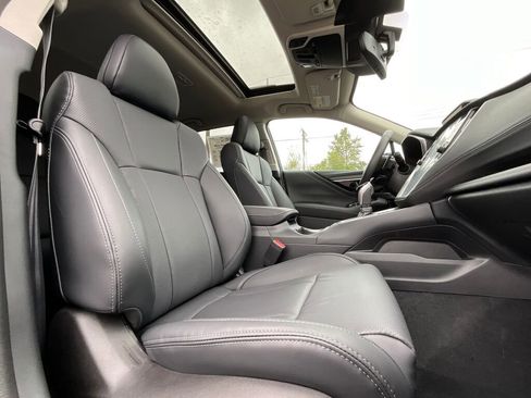 Used 2025 Subaru Outback Limited XT image 13