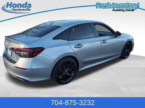 Used 2025 Honda Civic Sport image 8