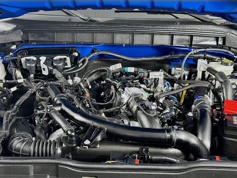 Used 2025 Ford Bronco Badlands image 45