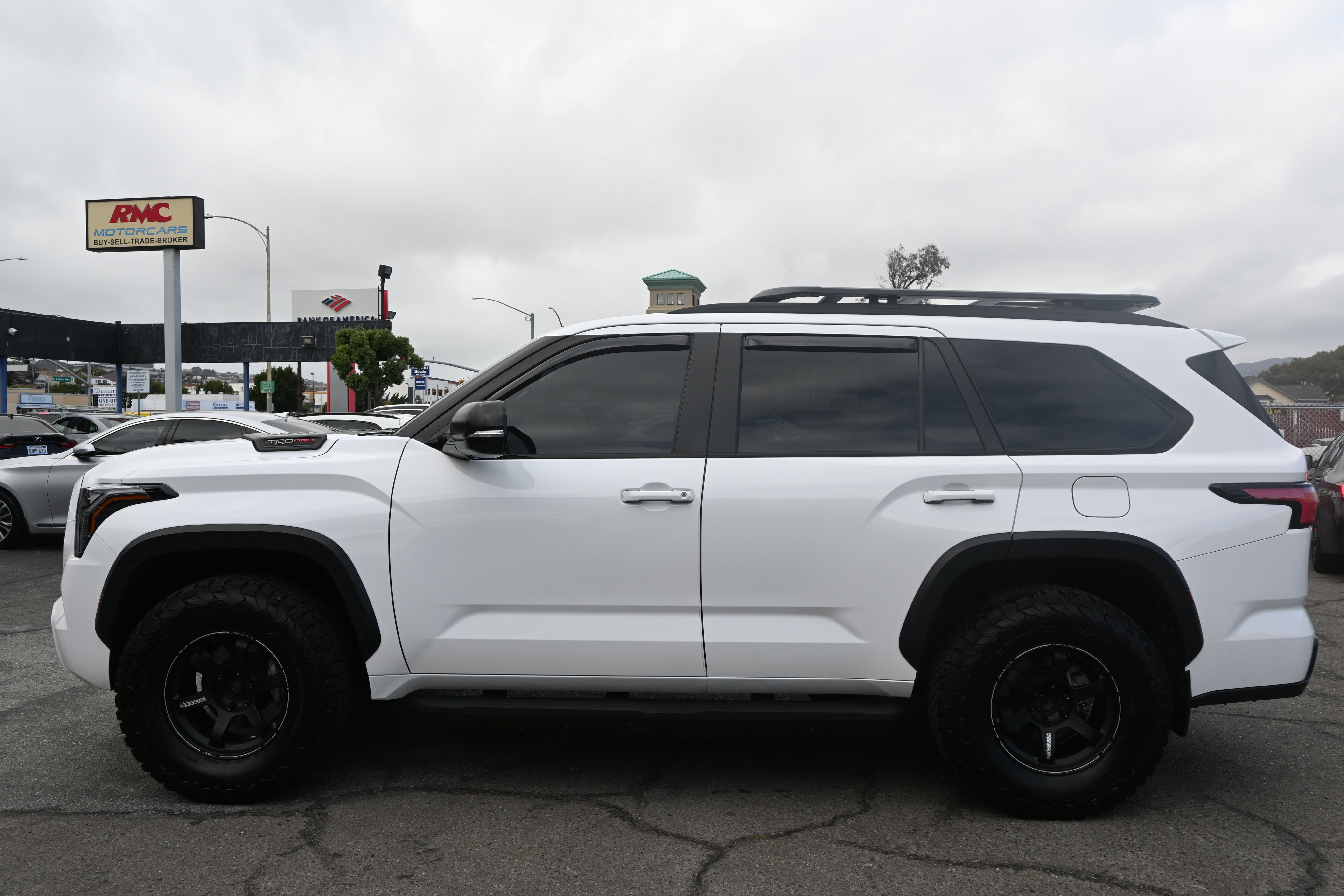 Used 2024 Toyota Sequoia TRD Pro AWD/4WD image 2
