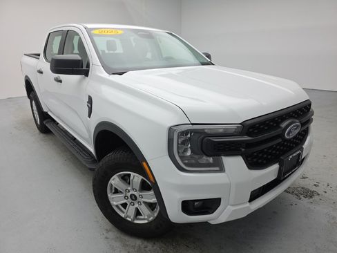 Used 2025 Ford Ranger XL w/ Trailer Tow Package image 3