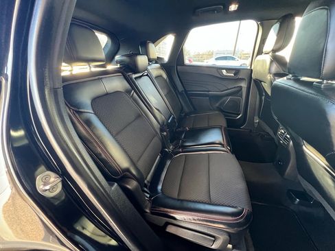 Used 2023 Ford Escape ST-Line w/ Tech Pack #1 image 18