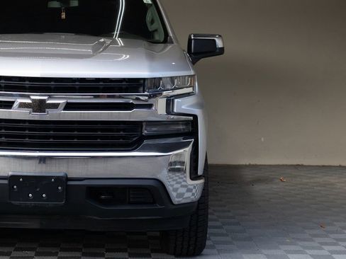 Used 2019 Chevrolet Silverado 1500 LT w/ Texas Edition AWD/4WD image 5