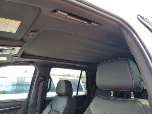 Used 2021 GMC Yukon Denali w/ Denali Premium Package image 26