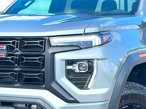 New 2026 GMC Canyon Elevation w/ Convenience Package RWD image 4