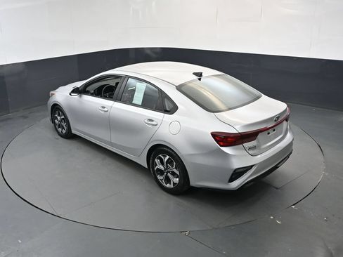 Used 2020 Kia Forte LXS FWD image 31