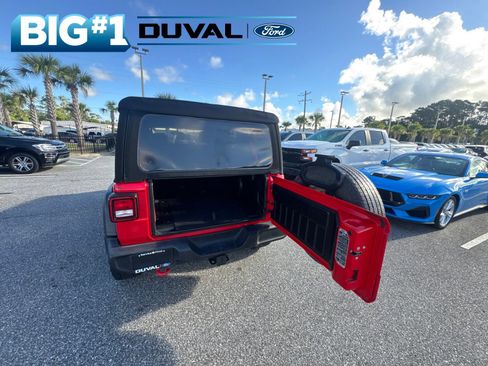 Used 2018 Jeep Wrangler Unlimited Sport S AWD/4WD image 8