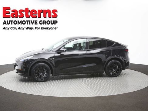 Used 2023 Tesla Model Y Long Range AWD/4WD image 53