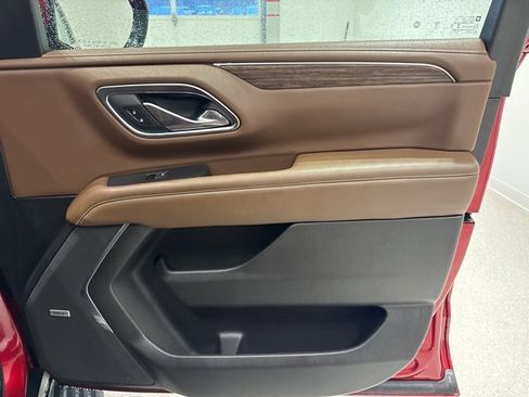 Certified 2021 Chevrolet Tahoe High Country w/ Premium Package image 18