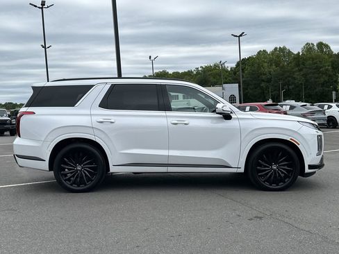 Used 2025 Hyundai Palisade Calligraphy AWD/4WD image 7