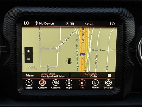 Used 2023 Jeep Wrangler Unlimited Sahara AWD/4WD image 19