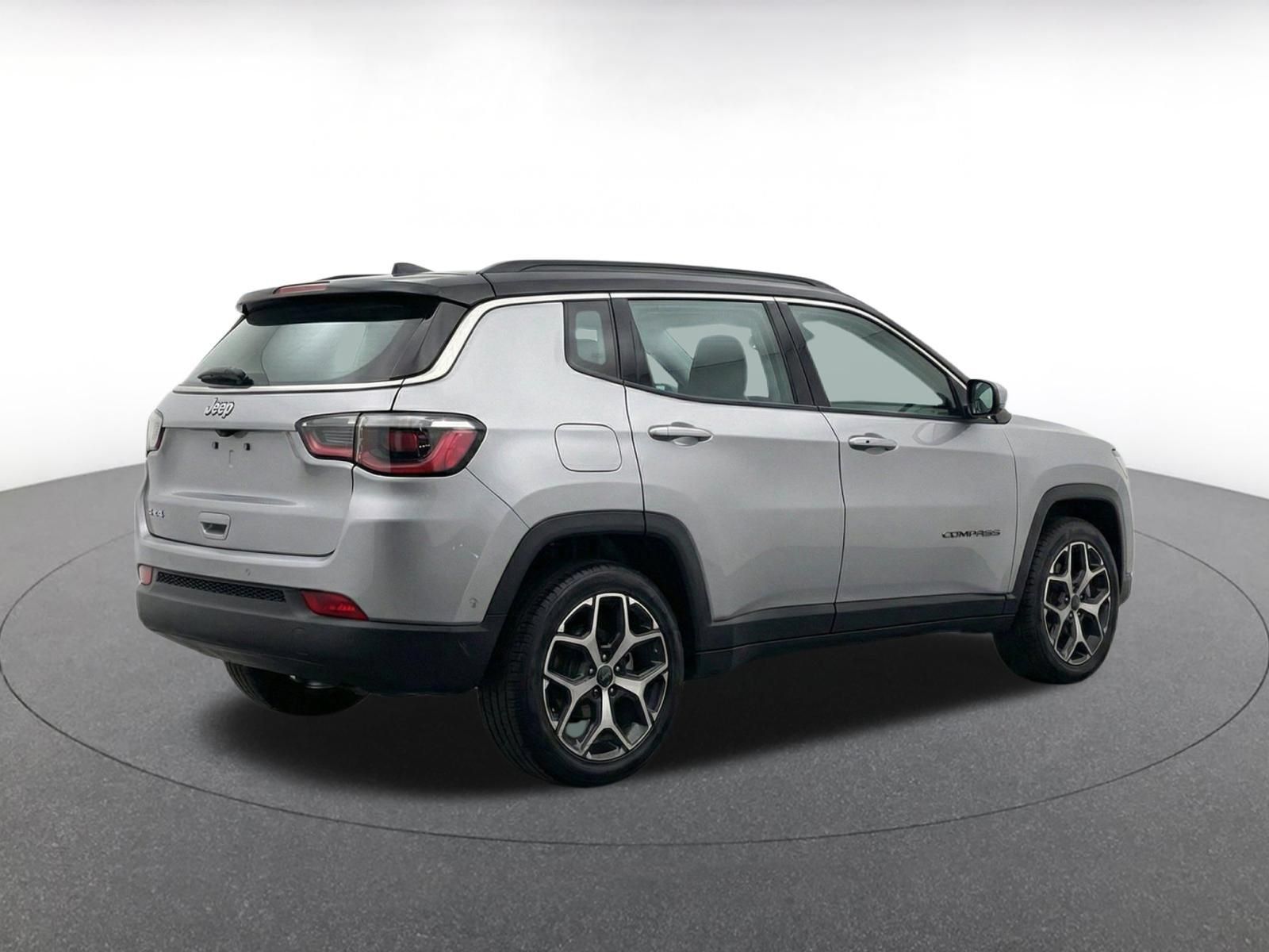 Used 2025 Jeep Compass Limited AWD/4WD image 8
