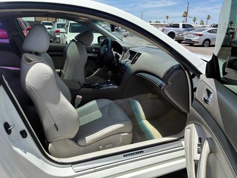 Used 2012 INFINITI G37 Journey w/ Premium Pkg RWD image 24