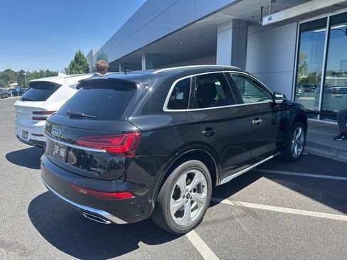 Certified 2023 Audi Q5 2.0T Premium Plus w/ Premium Plus Package AWD/4WD image 3