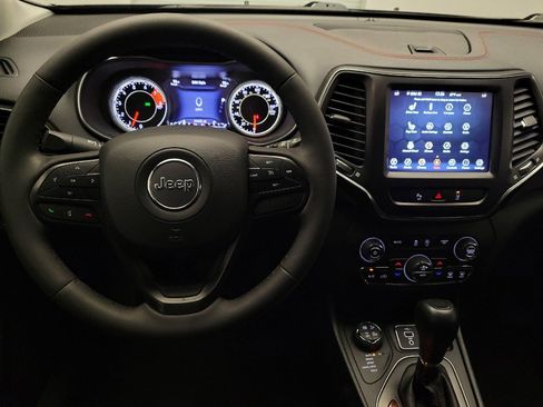 Used 2022 Jeep Cherokee Trailhawk AWD/4WD image 22