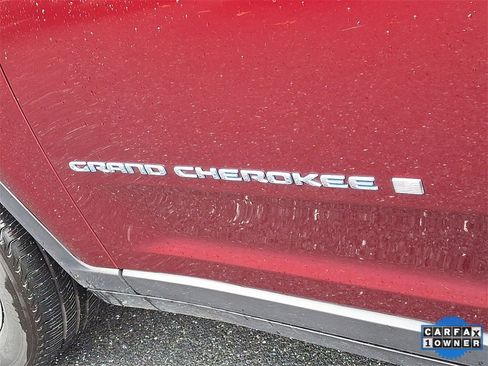 Used 2024 Jeep Grand Cherokee Limited 4xe image 33