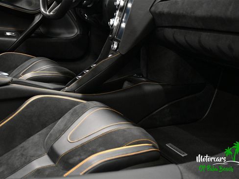 Used 2023 McLaren 720S Spider image 57