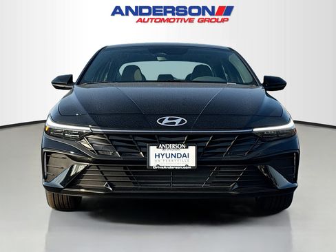 New 2026 Hyundai Elantra Sport FWD image 14
