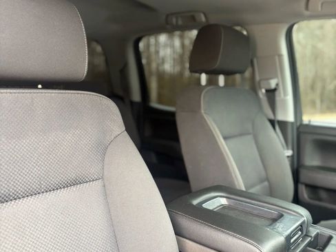 Used 2019 Chevrolet Silverado 2500 LT w/ LT Convenience Package image 23