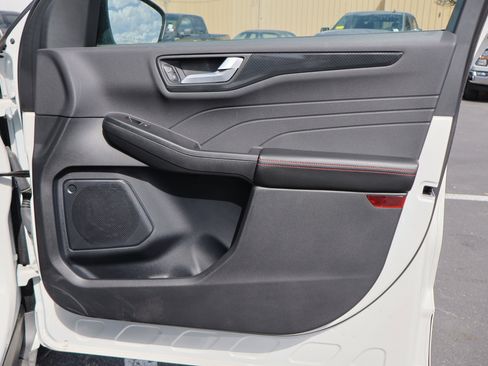 Used 2024 Ford Escape ST-Line w/ Equipment Group 301A image 32