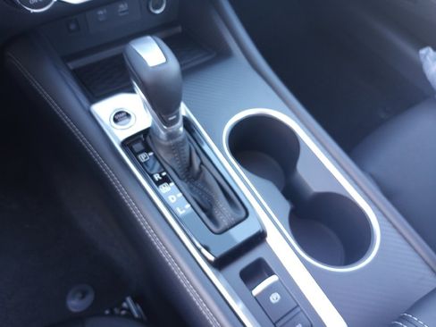 New 2025 Nissan Altima 2.5 SV w/ SV Premium Package image 19