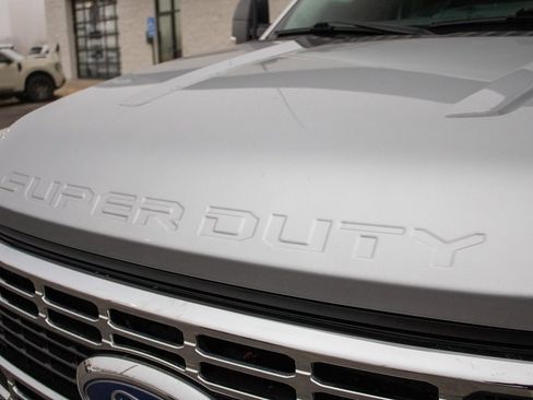 Used 2024 Ford F250 XLT image 22