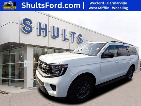 Certified 2025 Ford Expedition Active AWD/4WD image 1