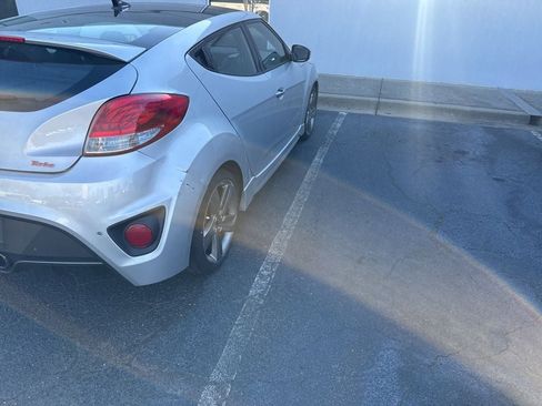 Used 2013 Hyundai Veloster Turbo w/ Ultimate Pkg image 25