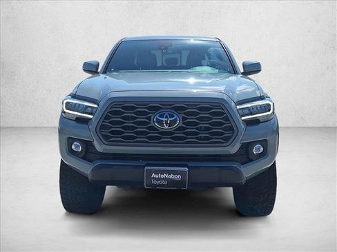 Used 2023 Toyota Tacoma TRD Off-Road w/ Technology Package RWD image 2