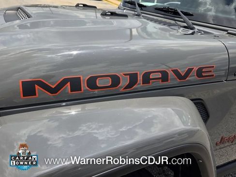 Used 2023 Jeep Gladiator Mojave w/ Cold Weather Group AWD/4WD image 17